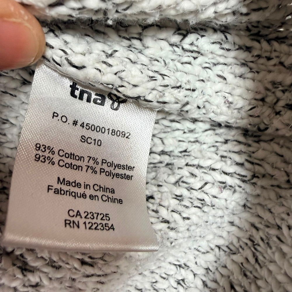 Aritzia TNA Marled Knit Hoodie White Gray Pullover Sweater Women's Small - Picture 4 of 6